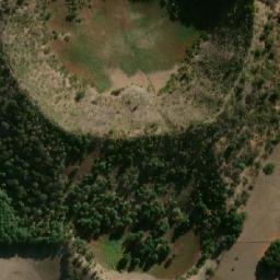 Satellite imagery of Le Colombier, AU