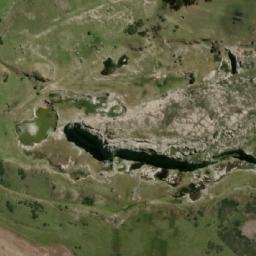 Satellite imagery of Cantera Los Pinos, AR