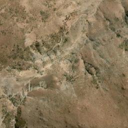Satellite imagery of Loma Portezuelo, AR