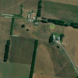 Satellite imagery of Camp Hill, AU