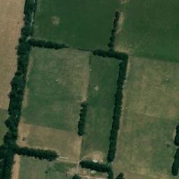 Satellite imagery of Camp Hill, AU
