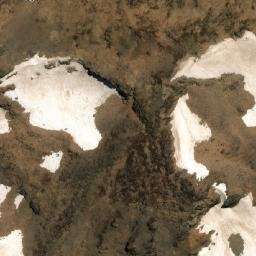 Satellite imagery of Cerro Bustamante, AR