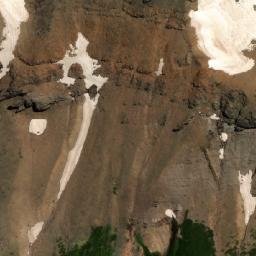 Satellite imagery of Cerro Bustamante, AR
