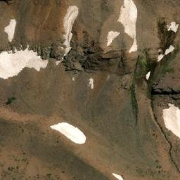 Satellite imagery of Cerro Bustamante, AR