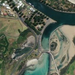 Satellite imagery of Battery Hill, AU