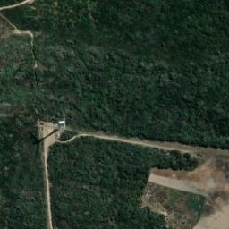 Satellite imagery of Picnic Hill, AU