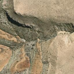 Satellite imagery of Cerro Valle, AR