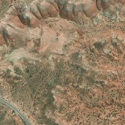 Satellite imagery of Barda Blanca, AR