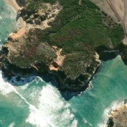 Satellite imagery of Viviennes Lookout, AU