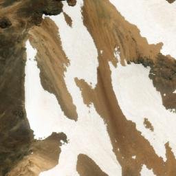 Satellite imagery of Cerro Tralihue, AR