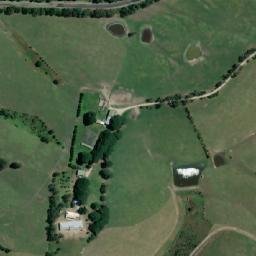 Satellite imagery of Slades Hill, AU