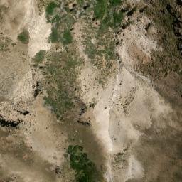 Satellite imagery of Las Tres Hermanas, AR