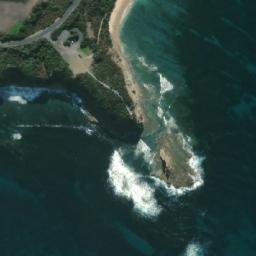 Satellite imagery of Eagles Nest, AU
