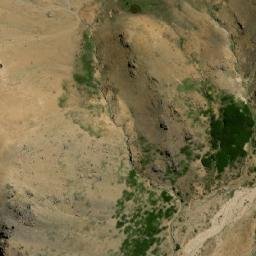 Satellite imagery of Paso del Chachil, AR