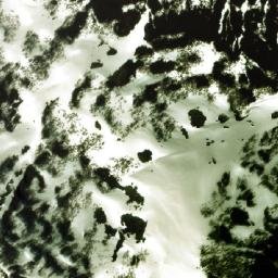 Satellite imagery of Cerro Lipinza, CL