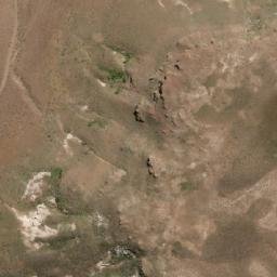 Satellite imagery of Cerro Media Luna, AR