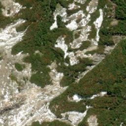 Satellite imagery of Paso de Lilpela, AR