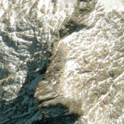 Satellite imagery of Cerro Queñi, AR