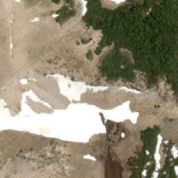 Satellite imagery of Cerro Oivlis, AR