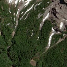 Satellite imagery of Cerro Pirámide, AR