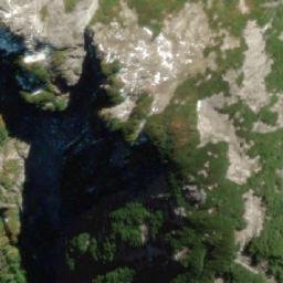 Satellite imagery of Cerro Verde, AR