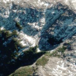 Satellite imagery of Cerro Pirámide, CL