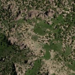 Satellite imagery of Cerro del Medio, AR