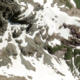 Satellite imagery of Cerro Belvedere, AR