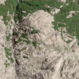 Satellite imagery of Cerro Dormilón, AR