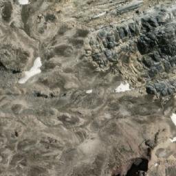 Satellite imagery of Cerro Calquín, AR