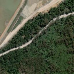 Satellite imagery of Highwood Hill, AU