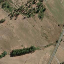 Satellite imagery of Blades Hill, AU