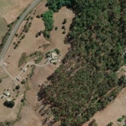Satellite imagery of Blades Hill, AU