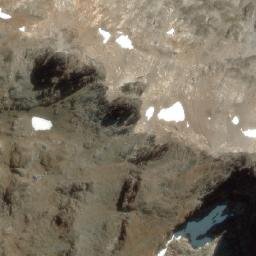 Satellite imagery of Cerro Aguirre, AR