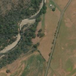 Satellite imagery of Pinners Pine, AU