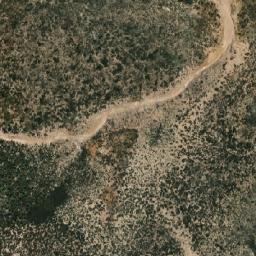 Satellite imagery of Loma Carranza, AR