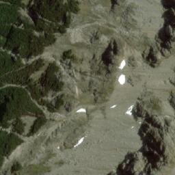 Satellite imagery of Cerro Pirámide, AR