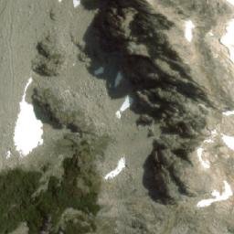 Satellite imagery of Cerro Pirámide, AR