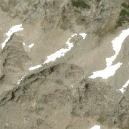 Satellite imagery of Cerro Nacimiento del Azul, AR