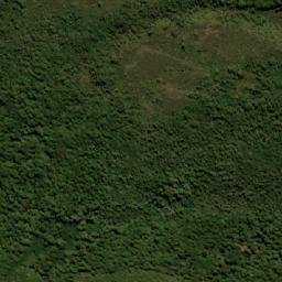 Satellite imagery of Mount Manfred, AU