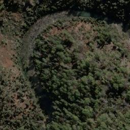 Satellite imagery of Cockatoo Hill, AU
