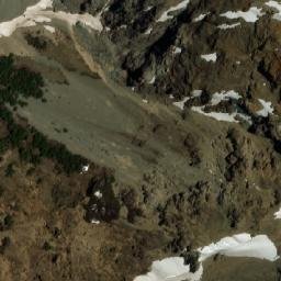 Satellite imagery of Cerro Pilquí, AR