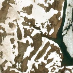 Satellite imagery of Cerro La Momia, AR