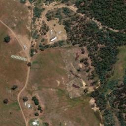 Satellite imagery of Howards Hill, AU