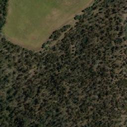 Satellite imagery of Loafers Hill, AU