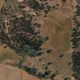 Satellite imagery of Howards Hill, AU