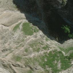 Satellite imagery of Cerro Pirámide, CL