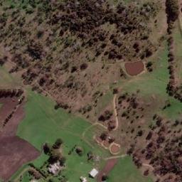 Satellite imagery of Calverts Hill, AU