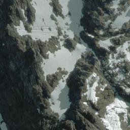 Satellite imagery of Cerro Cascada, CL