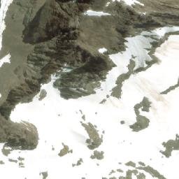 Satellite imagery of Cerro Cuadrado, AR